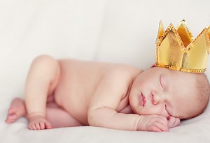 100 Powerful Names that Mean King for Baby Boys