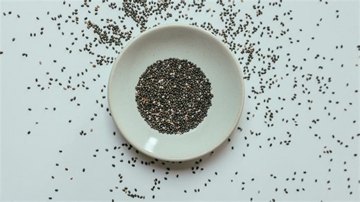 10 benefits of chia seeds & 10 dangerous side effects