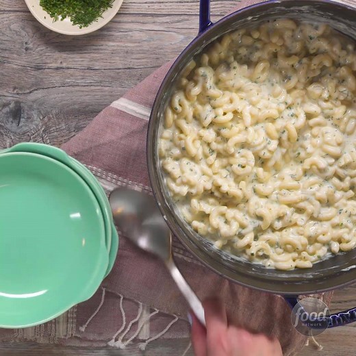 3.1M views · 2.9K reactions | Creamy One-Pot Ranch Mac & Cheese cooks in milk (not water!), creating a rich, thick base. | Food Network | Facebook