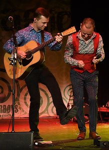 If you’ve been to one of our shows you know we like to have as much fun as we possibly can. Here’s a little example of that. Parker Hastings can mimic a trumpet so well! 🎺 | Gaelic Storm