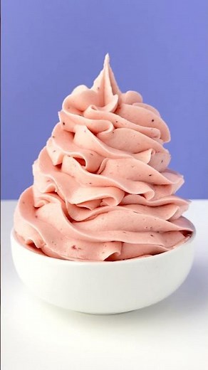Strawberry Buttercream Frosting | Cake Me Home Tonight