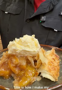 Old-Fashioned Southern Peach Cobbler Recipe (Double Crust)