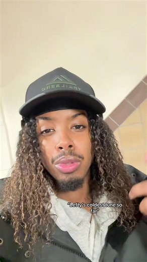 Ybdontplayyy (@ybdontplayyy)’s videos with Baddie - LEFTY