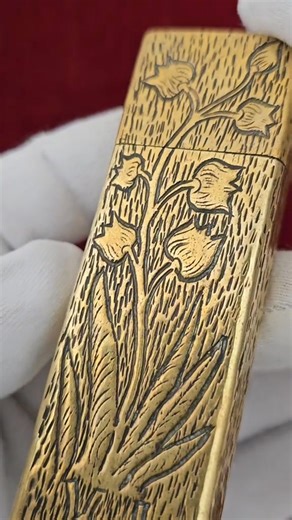 The HJs lighter Trench lighter by Unknown 1910s This fabulous and unique trench lighter was handmade in France but its hard to say exaclly when but most likel | Histoireduneflamme.