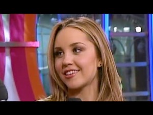 Amanda Bynes "Robots" TRL - February 24, 2005