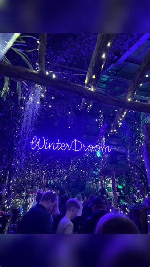 Eerlijk dit geeft toch rust en wat was dit mooi !!🙌🙏 #winterdroom @pantropica #pantropica https://pantropica.nl/ontdek-het-park/evenementen/winterdroom/