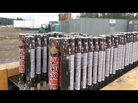 100 STROBE ROCKETS AT ONCE!