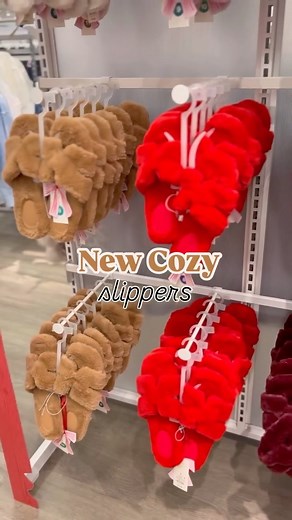 Target Junkie on Instagram: "I love these! These new cozy slippers come in 8 different colors and are only $15 ✨ I’m sure we will see a sale next week but I wouldn’t wait. You can always do a price adjustment if the price goes down! #addtocart #shopwithme #neutralstyle #targetshoes #targetmom #targetaddict #targetstyle #sharemytargetstyle #targethaul #targetfanatic #target #targethome #targetdollarspot #targetshopping #targetlife #targetmusthaves #cozyslippers #cozyhome #giftsforher"