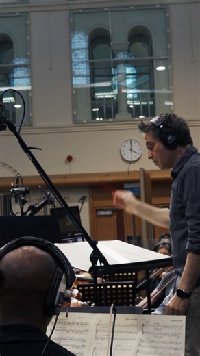 Crafting the performance of a score when conducting. #AlienEarth #soundtrack | Jeff Russo