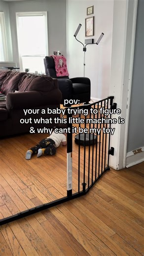 my baby & this vacuum robot 😂😂😂 #vaccum #roomba #foryoupagе #fypシ | Vacuum Robot