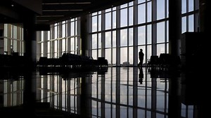 US adults should get routine anxiety screening, panel says