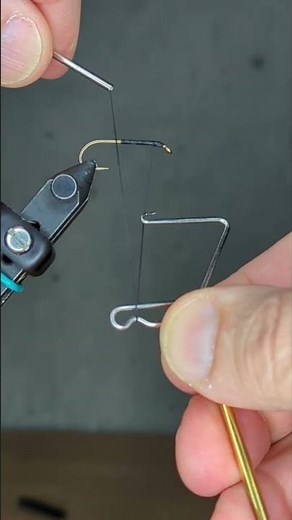 Don't make it so difficult! 7 step to using the Whip Finish tool!