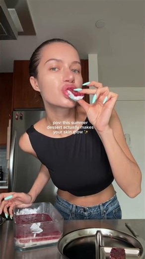 Raspberry coconut jelly treat for your skin glow & gut health
