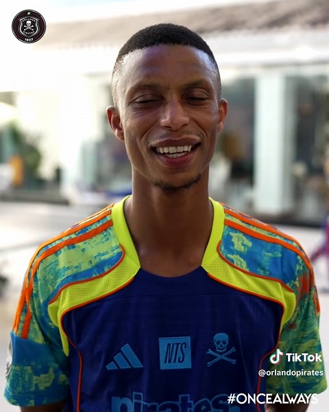 10 Questions & Answers with Sihle Nduli on Orlando Pirates