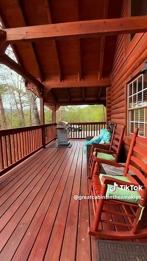 Relaxing Cabin Retreat with Hot Tub in Wears Valley