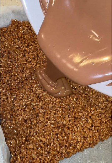 Delicious Mars Bar Slice Recipe for Dessert Lovers