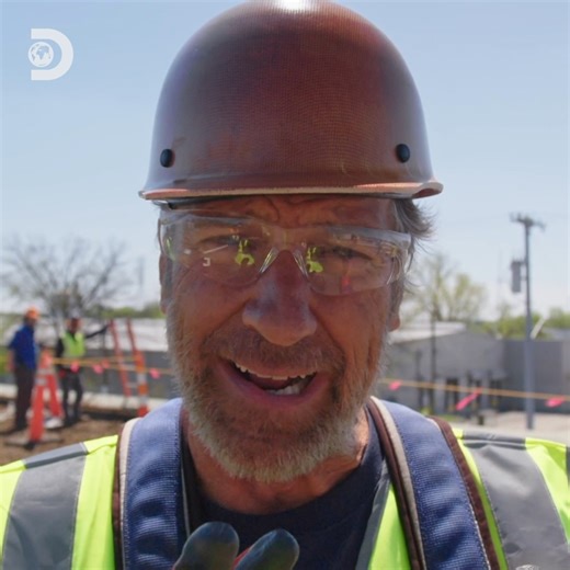 Mike’s latest job? Industrial-strength rock hoovering 💨🪨 #DirtyJobs | Discovery Channel UK