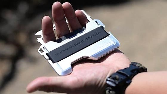 Top 5 futuristic smart wallets: Tech features, security & design revealed!