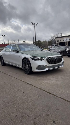 @djkhaled jr and @Rick Ross jr pulled up to MVC barbershop stuntin’ in the 1 of 25 Mercedes maybach! Blessing with their presence and knowledge, to inspire us and show us what it takes to be a BOSS! MVC is the place to be, when you in the H baby! MVC home of the bosses, where we blessed to win because we learned from our losses! Come check us out 24/8, BOSS! #wethebest #boss #barbershop #foryoupage #mercedesmaybach