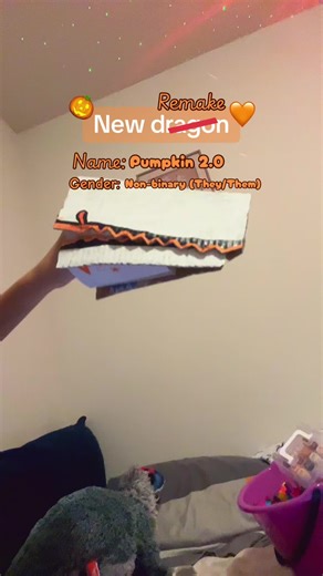 Remake of my first ever Protogen puppet in the Philippines! {I LOVE THE EARS SM 😭} The first design of Pumpkin was made of Paper btw (Might make them my main ˃̶͈◡˂̶͈) #dragonpuppets #remake #artcrafts #protogen