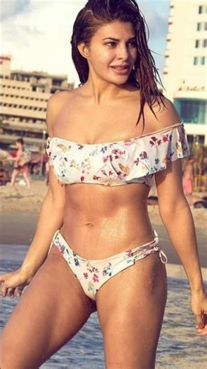 Top 10 Bollywood Actress In Bikini #trending #bollywood #viralshorts