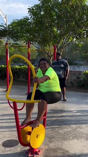 funnyycomedy4 (@funnyycomedy4)’s videos with original sound - funnyycomedy4