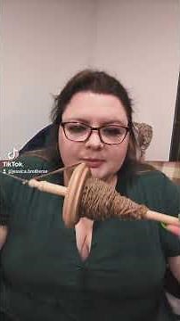 learning how to spin yarn with a drop spindle. #howto #yarnspinning #diy #howtomakeyarn #spindle