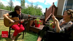 Le microalbum Julyan de Julien Chiasson (frère d'Hubert Lenoir et membre fondation des Seasons) est sorti en mai. Claudia Genel l'a rencontré. | ICI Québec