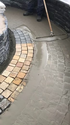 Grouting limestone cobbles #oddlysatisfying #foryoupage #fyp #skilledtrades #paving #grout #fypシ #fypage