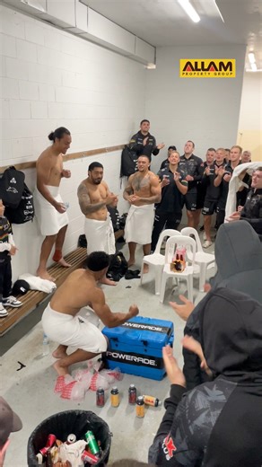 Bringing our favourite song to the country 🎶 | Penrith Panthers