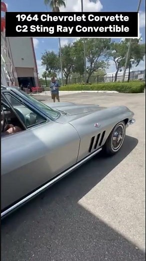 1964 Chevrolet Corvette C2 Sting Ray Convertible