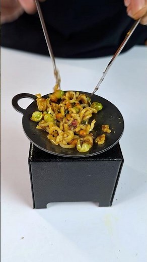 Mini lunch box, mega nostalgia! #shorts