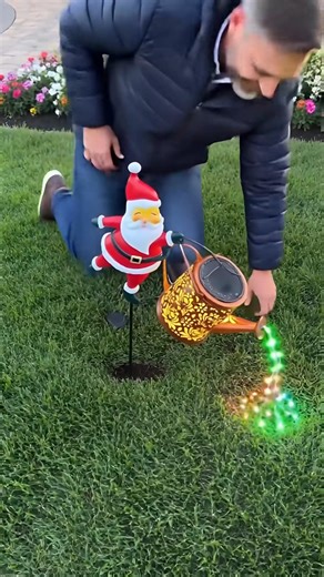 Don’t let messy cords and dull decorations drain your holiday spirit! This year, upgrade to our enchanting Solar Kettle Lights—the effortless way to create a magical Christmas wonderland right in your yard. ☕✨ These adorable kettles pour out a warm, twinkling stream of starlight, powered entirely by the sun ☀️. No cords, no fuss, just pure festive charm lighting up your nights! 🌙❤️ Perfect for gifting or transforming your space, these lights bring the cozy Christmas vibe everyone craves. 🎁🎅 ✨