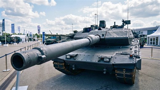 Germany presents the KF51 Panther with a powerful new gun