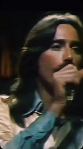 An Old Fashioned Love Song - Three Dog Night 1971 “An Old Fashioned Love Song” is a 1971 song written by Paul Williams and performed by the American pop-rock band Three Dog Night. Chuck Negron performed the lead vocal on this track. Taken as the first single from their 1971 album, Harmony, the song peaked at number 4 on the Billboard Hot 100 chart in December 1971, becoming the band’s seventh top-ten hit. It was Three Dog Night’s first record to top the U.S. easy listening chart. It reached numb