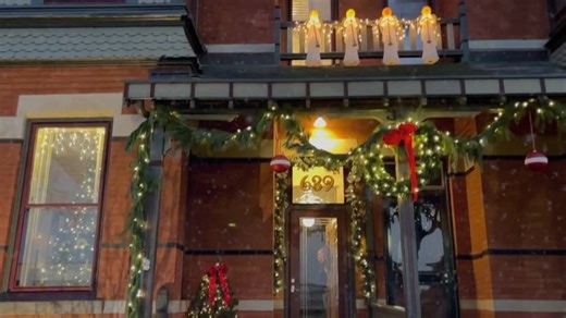 See Pullman National Historical Park at Christmas with all the lights up, glowing in true Gilded Age splendor for one magical evening of candlelit beauty. For two hours, historic homes dressed in their holiday finest open their doors, inviting you to experience the warmth, grace, and timeless elegance that made Christmas in Pullman unforgettable. Pullman Holiday Candlelight House Tour @pullmannps Sunday, December 14, 2025 | 4:00 p.m. – 6:00 p.m. After the stroll, enjoy a festive Holiday Receptio