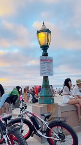 6.4K views · 333 reactions | Mission Beach San Diego California | September evening walk and beach party vibes 拾️#beachparty #partyvibes #california #september2025 #naturelovers #sunset | ElizabethColors Art | Facebook