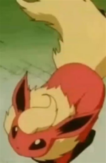 {🔥} Cute Flareon running in circles 😺 #pokemon #flareon #eevee #cute #funny