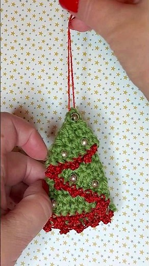 Easy Christmas Tree Decoration 🎄