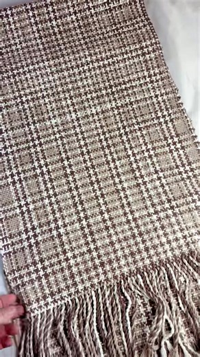 My dad made this wrap on his 32 inch rigid heddle loom using some Circulo cotton. It was his first weaving project and he didn’t quite know what to do with it…until I saw it. 😁 I thought it would make a great wrap. It is not yet washed or blocked but wears comfortably next to skin. More pics coming in a follow up post (cannot add still pics to a video on FB). Dad, I finally got to post. Thank you so much! ♥️ . . . . . . . . . . . . . #littleknits #yarn #crocehetersofinstagram #crochet #handmade