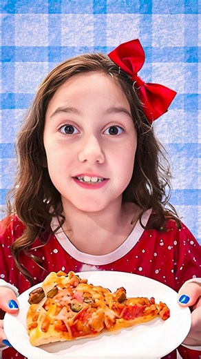 Mouse in the Doll?! | Stay Calm & Help