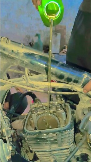 how to Honda shine engine oil change#mechanic#hondamotorcycles