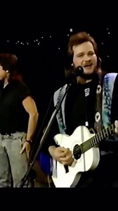 Help Me Hold On - Travis Tritt 1990 @realtravistritt . Follow @raggedcountrymusic for more 👈 . #countrymusic #classiccountry #90scountry #countrysinger #oldcountry #countrysong #countrymusicfestival #travistritt #classiccountrymusic | Greatcountrymusic