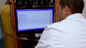 Ex Vivo Imaging of Cell-specific Calcium Signaling at the Tripartite Synapse of the Mouse Diaphragm