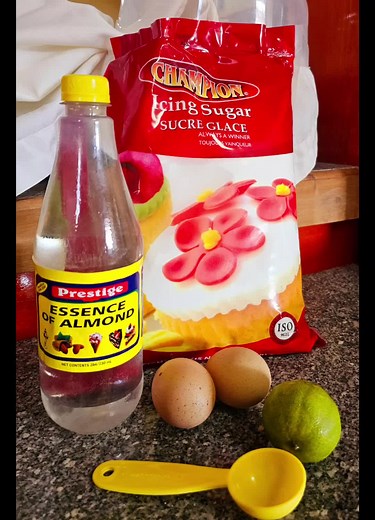 Do you know how to make Royal Icing? . . . @Divine.Creations.592 @Edward B Beharry & Co Ltd. GY #Royalicing #Royalicingrecipe #icing #guyanesetiktok🇬🇾 #guyanese #royalcingtutorial #tiktoktutorial #tutorial ##guyanesecakedecorator #prestigeessence #guyanesestyle #guyaneseicing #repost #fyp