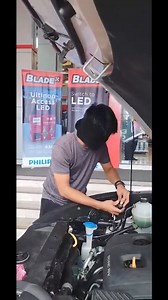 Pt. 3 — Blind fold #PhilipsChallenge here at Timog Avenue. Get a free Philips T10 LED when you #SwitchToLED — the challenge is from May 3 to 5 at Blade Timog Avenue. | Blade Auto Center