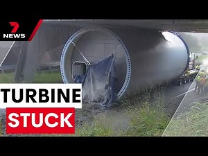 Wedged wind turbine causes chaos on the Warrego Highway | 7NEWS