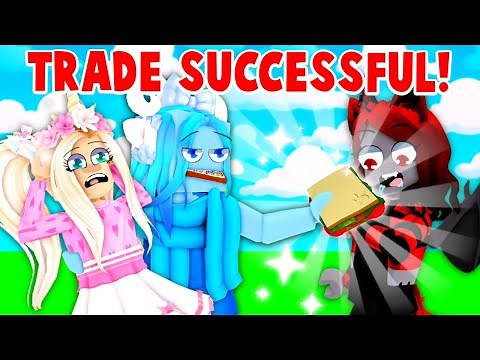 I TRADED my BEST FRIEND for a SANDWHICH! | Roblox