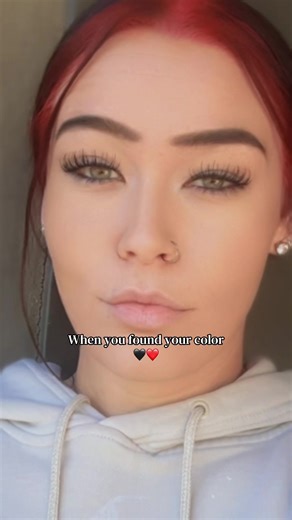 Girllll just dye ittt 👏 #fypシ゚viral #redhairgirl #redhairdye #ghostroots #hairtok