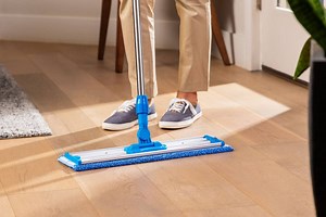 How to Mop a Floor — Best Practices